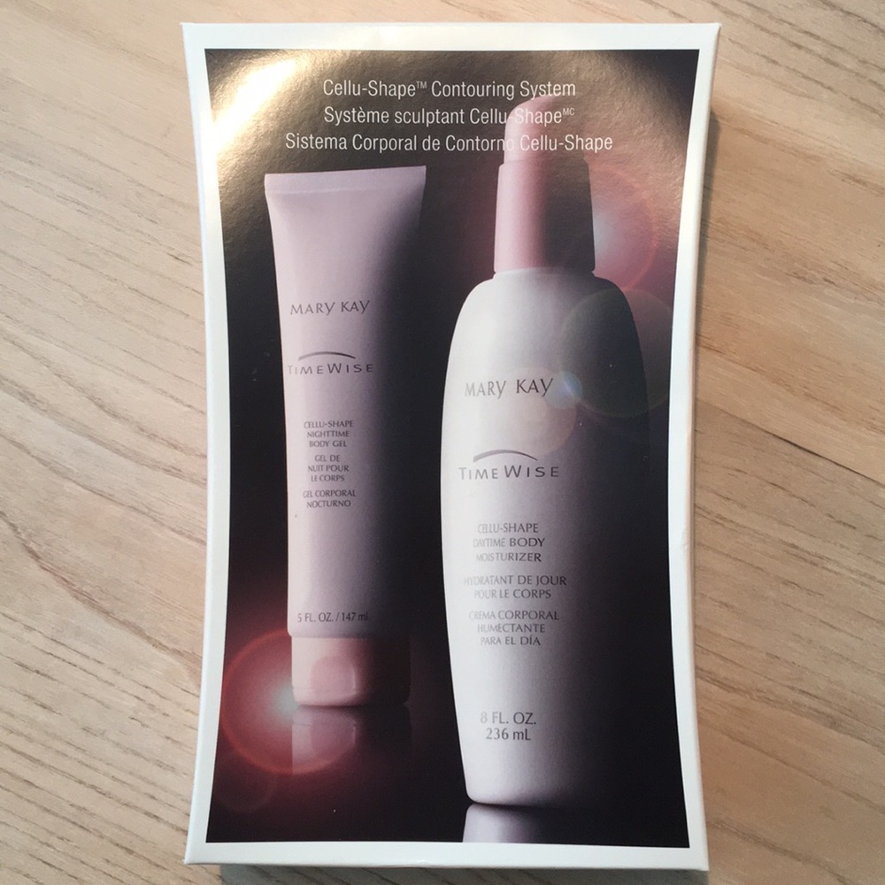 NIB Mary Kay Cellu-Shape Contouring System.